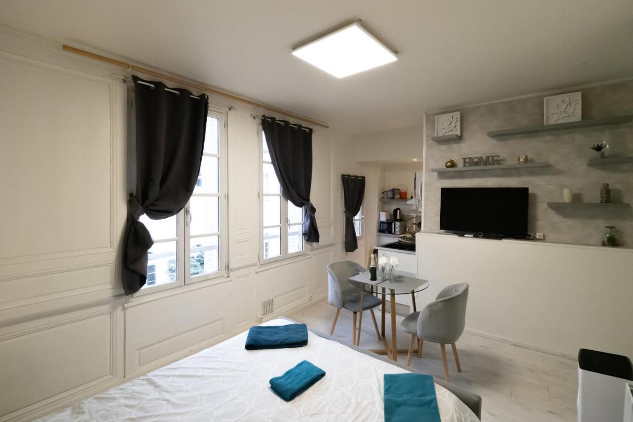 Le Papillon De La Cathedrale - Calme - Jardin - Wifi Apartment Troyes Bagian luar foto